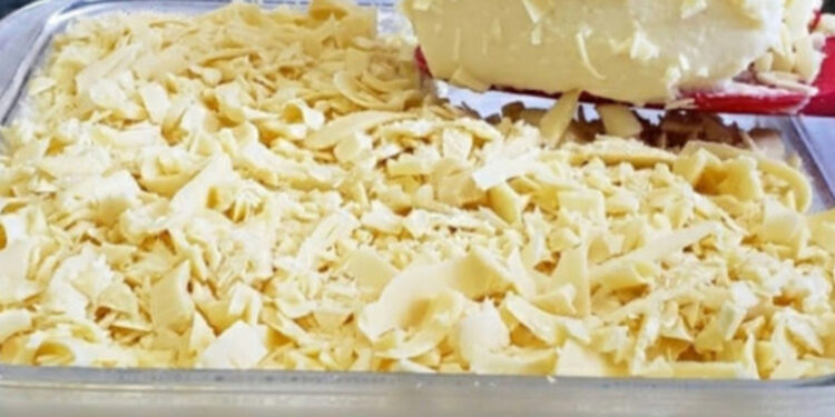 Moça gelada sobremesa rápida e fácil de preparar