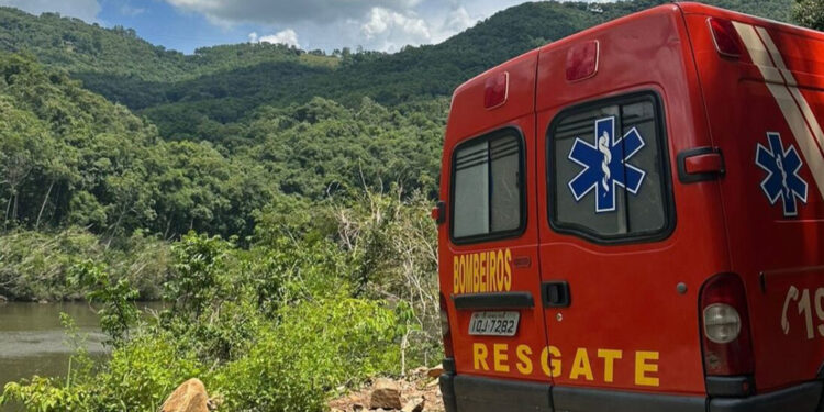 Menino de 11 Anos Morre Afogado no Rio das Antas entre Flores da Cunha e Antônio Prado
