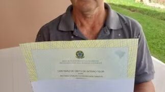 Aposentado perde benefício do INSS após pessoa com o mesmo nome morrer no RS