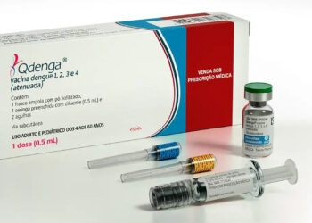 Vacina contra dengue: entenda por que idosos precisam de receita