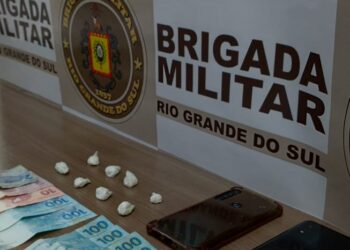 BM prende traficante de drogas que entregaria cocaína para um usuário de Nova Roma do Sul