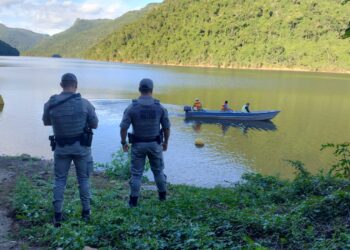 Corpo é Encontrado Boiando Próximo à Barragem de Nova Roma do Sul