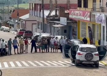 Três pessoas envolvidas em assalto a banco em Amaral Ferrador são presas