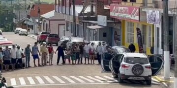 Três pessoas envolvidas em assalto a banco em Amaral Ferrador são presas