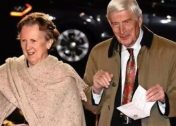 Ex-premiê da Holanda e esposa morrem por eutanásia dupla