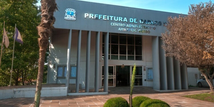 Prefeitura de Carlos Barbosa realiza concurso e processo seletivo