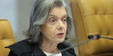 Justiça Eleitoral determina que uso de inteligência artificial em campanhas precisa ter aviso explícito