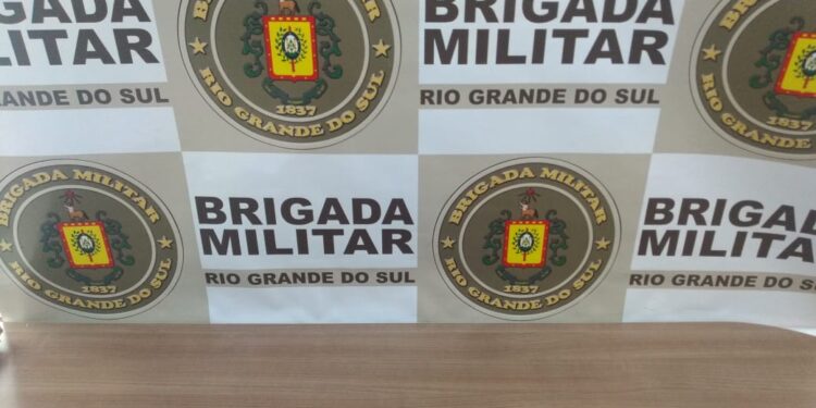 Mulher de 51 anos é ameaçada com faca pela sua vizinha em Nova Roma Do Sul