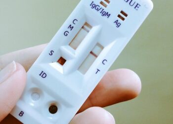 Saúde passa a recomendar testes rápidos para diagnóstico de dengue