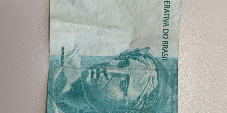 Comerciantes alertam sobre Notas de R$ 100,00 falsas em Nova Roma Do Sul