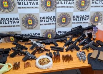 Criminoso morre e 18 são detidos após confronto com BM em São Leopoldo