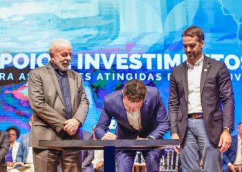 Presidente Lula anuncia investimento de R$ 344,6 milhões para reconstrução de municípios atingidos por eventos climáticos no Rio Grande do Sul
