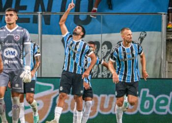 Grêmio vence Caxias e enfrenta o Juventude na final do Gauchão