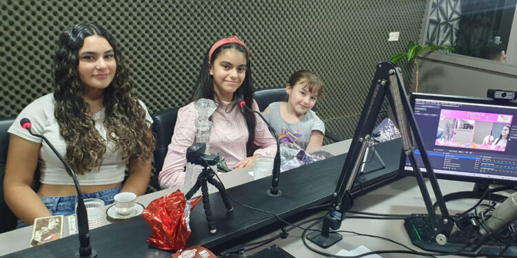 Meninas encantam em especial de Páscoa no ‘De Frente com Elas’