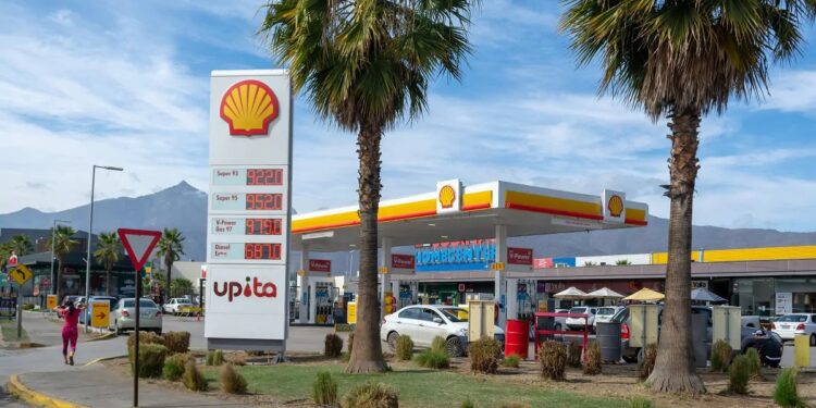Shell deve fechar 1.000 Postos de Gasolina