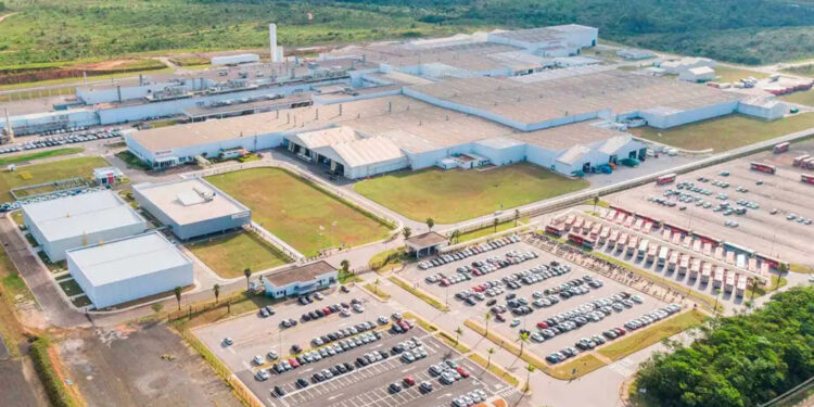 Toyota deve investir R$ 11 bilhões no Brasil