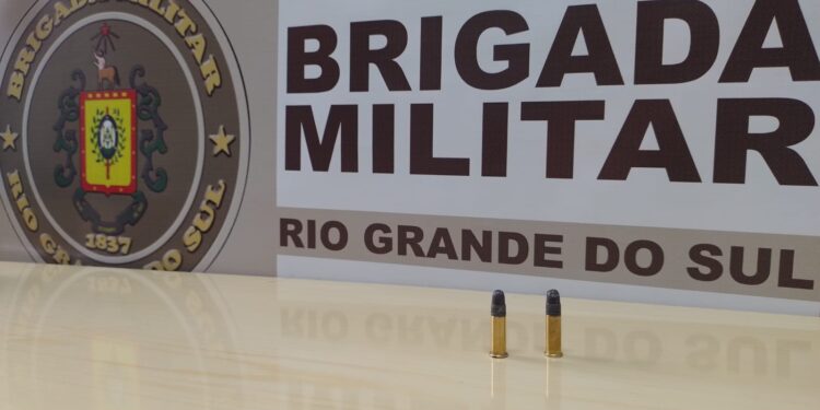 Homem de 23 anos é pego com munições em Nova Roma do Sul
