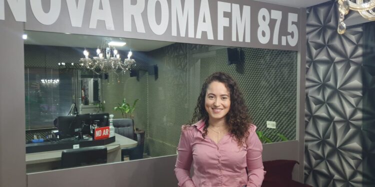Engenheira Civil Bruna Zamboni Compartilha Experiência e Inovação no Programa ‘De Frente com Elas’
