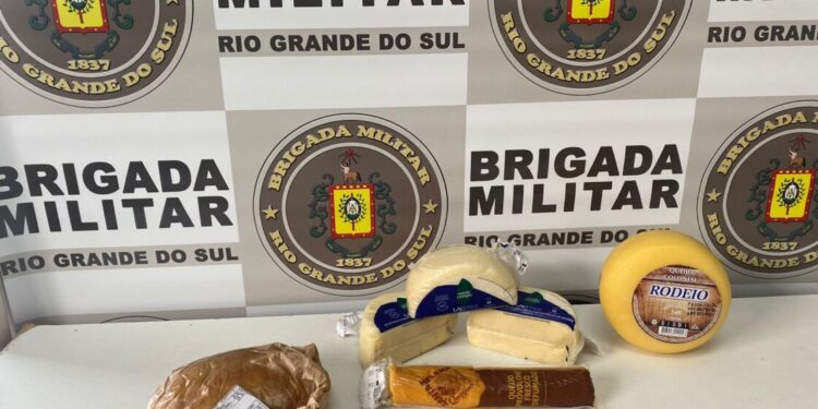 Mulher de 37 anos é presa por furto em supermercado no centro de Farroupilha