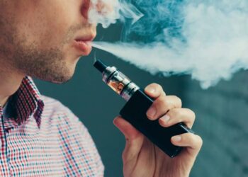 Anvisa decide nesta sexta se mantém proibida a venda de cigarros eletrônicos