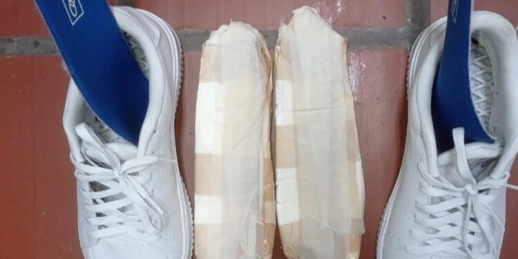 PF prende passageiros que embarcariam para Portugal com drogas em aeroporto do RS