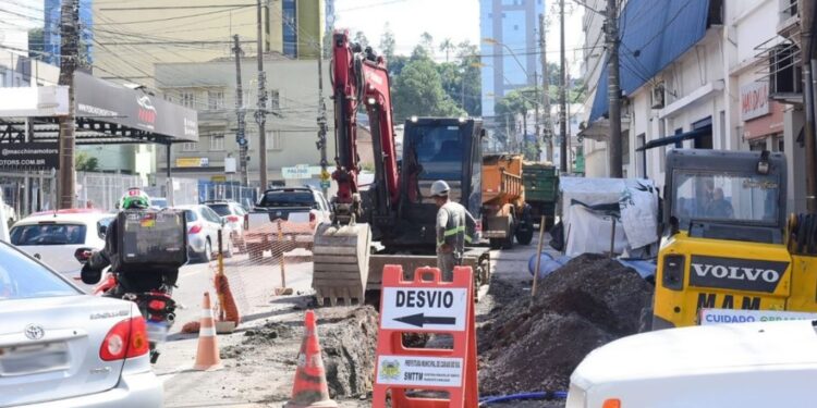 Alerta de Trânsito: Cinco Pontos de Bloqueio em Caxias do Sul Nesta Quinta-feira