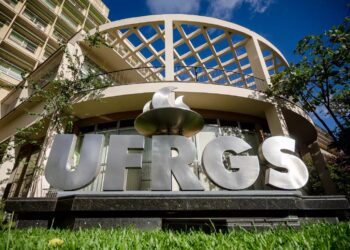 Após revisão de dados, UFRGS é considerada a melhor universidade federal do País