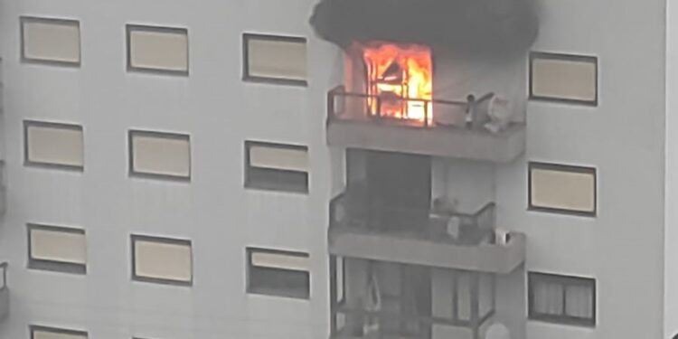 Mãe do Menino Resgatado de Incêndio em Apartamento no Centro de Farroupilha Recebe Alta da UTI