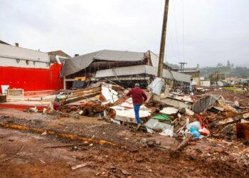 Famílias gaúchas começam a receber Auxílio Reconstrução nesta quinta