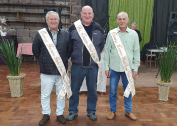 Lino Roldo é Eleito Rei da Terceira Idade de Nova Roma do Sul