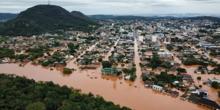 Aumenta para 95 o número de mortes provocadas pelas enchentes no Rio Grande do Sul