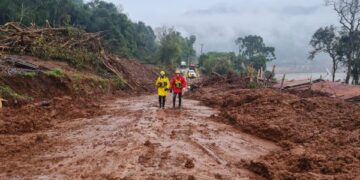 Equipes de Busca Continuam Procurando Desaparecidos em Bento Gonçalves com Apoio de Bombeiros de Vários Estados