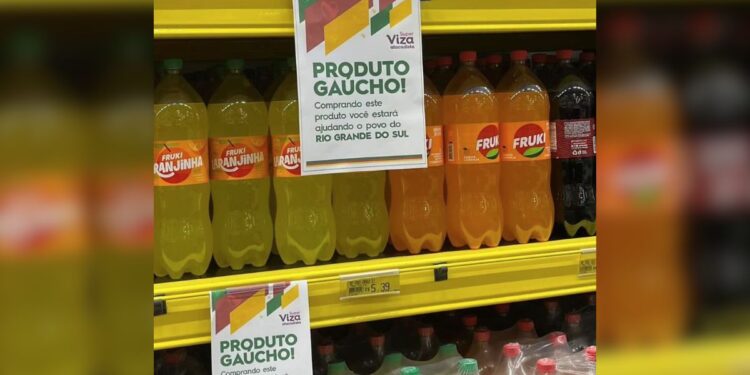 Rede de supermercados de SC coloca placas para identificar produtos fabricados no RS