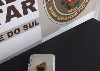 Homem é pego com posse de entorpecente no Centro De Nova Roma Do Sul