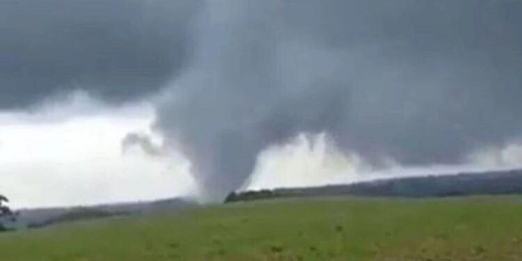 Tornado atinge município de Gentil, no norte do Rio Grande do Sul