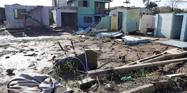 Devastada pela enchente, Roca Sales, no Vale do Taquari, vive entre a reconstrução e a migração