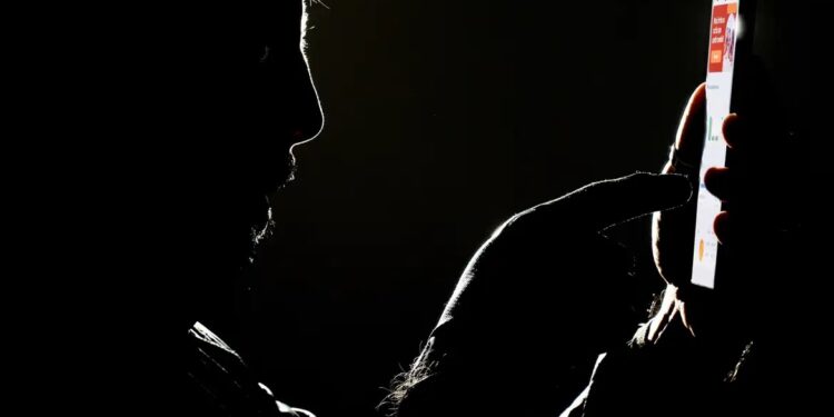 Criminosos usam apagão cibernético para aplicar golpes e coletar dados