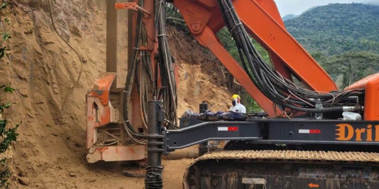 Ponte sobre o Rio Caí, na BR-116 da Serra Gaúcha, começa a ser construída