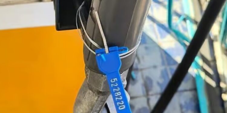 Posto de combustíveis de Bento tem bomba interditada após análise