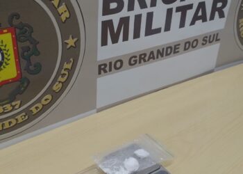 Brigada Militar de Nova Roma do Sul Apreende Cocaína Durante Abordagem em Estrada da Balsa