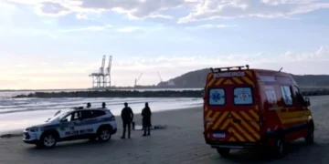 Corpo de homem é encontrado em praia de Imbituba, em SC