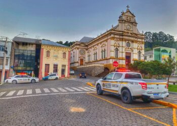 Homem de 45 anos procurado pela justiça é preso pela Brigada Militar durante patrulhamento em Antônio Prado