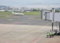 Após mais de cinco meses, aeroporto Salgado Filho volta a receber pouso de um avião