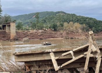 Governador Eduardo Leite autoriza obras da nova ponte Santa Bárbara na Serra Gaúcha
