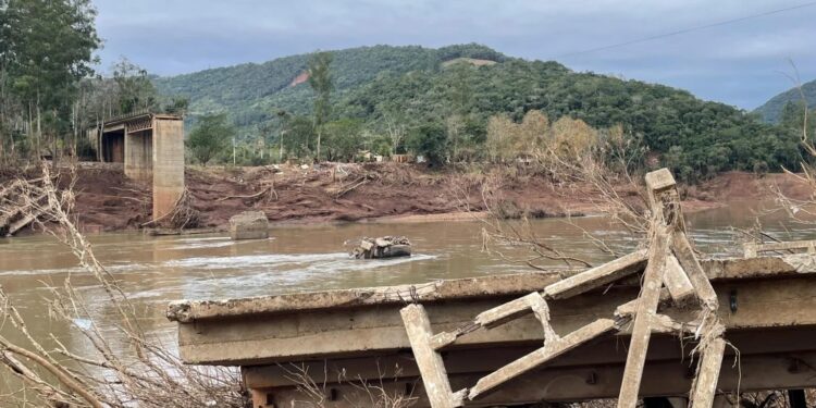 Governador Eduardo Leite autoriza obras da nova ponte Santa Bárbara na Serra Gaúcha