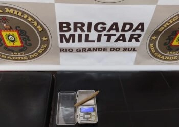 Brigada Militar apreende drogas durante barreira de trânsito em Nova Roma do Sul
