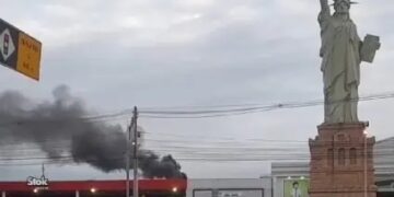 Incêndio no Mercado Stock Center Assusta, Mas Não Deixa Feridos