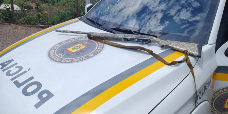 Disparo Acidental de Espingarda Calibre 12 Deixa Homem Ferido em Nova Roma do Sul