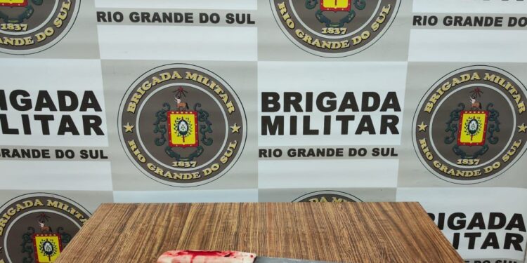 Idoso em Surto é Morto ao Avançar Contra Policiais com Faca em Farroupilha