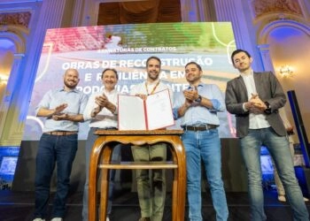 Governador anuncia investimento de R$ 1,2 bilhão para reconstrução de estradas e pontes